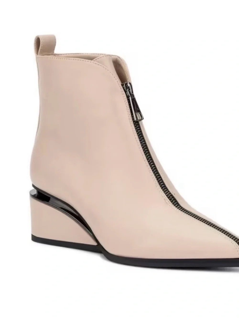 Torgéïs New York Women's Tan Vegan Leather Pointed Ankle Boot size 8 new in box